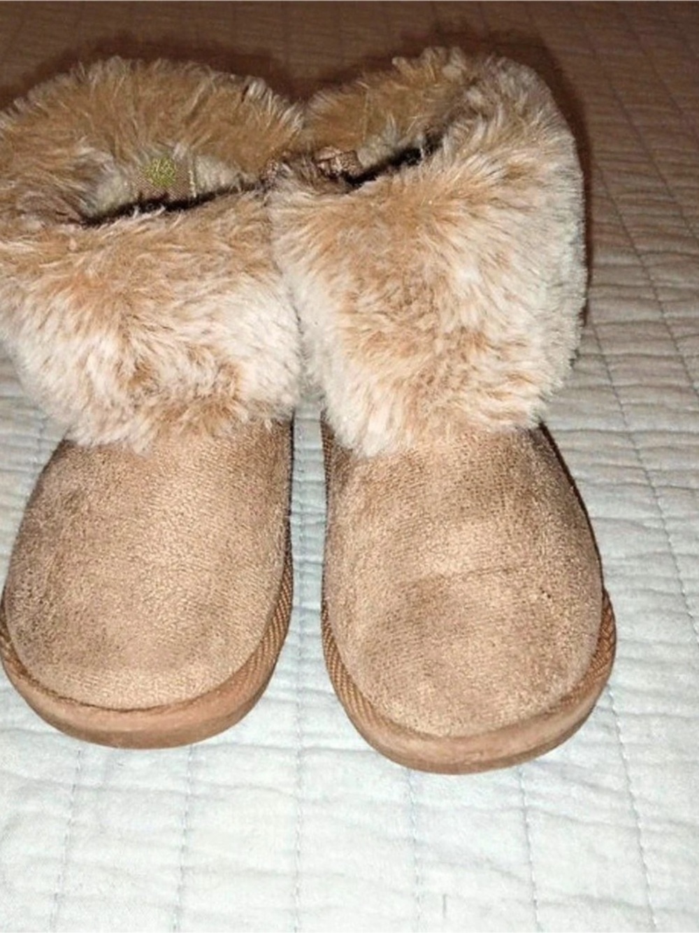 The Children's Place Toddler Girls Faux Fur Chalet Boots Brown